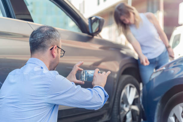 Professional Auto Insurance technician working in Hernando, MS